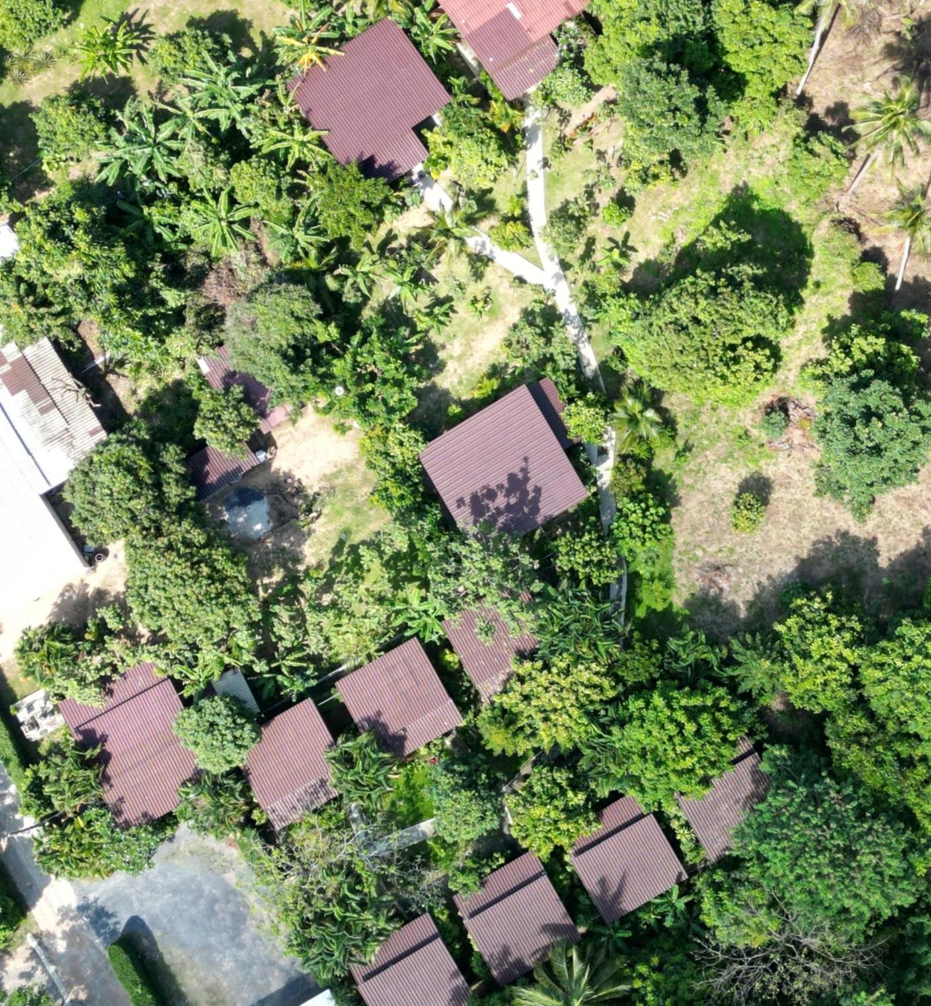 Bang Po Hut Hotell Ban Bang Po Exteriör bild